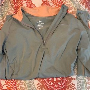 nike fitted long sleeve top